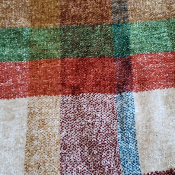 Throw Colorful Blanket. - Picture 5 of 7